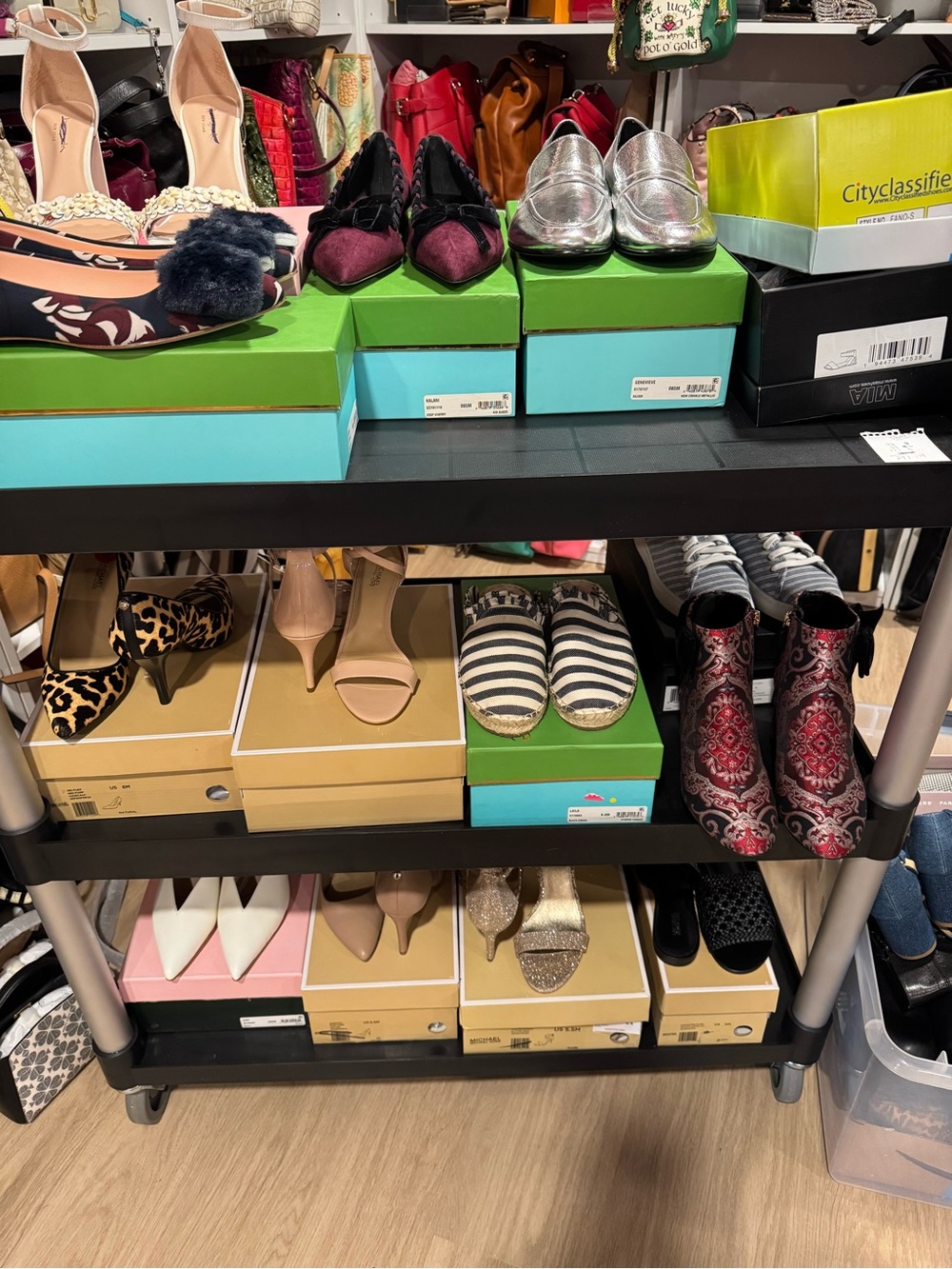 Nene’s Live Shoe Listing